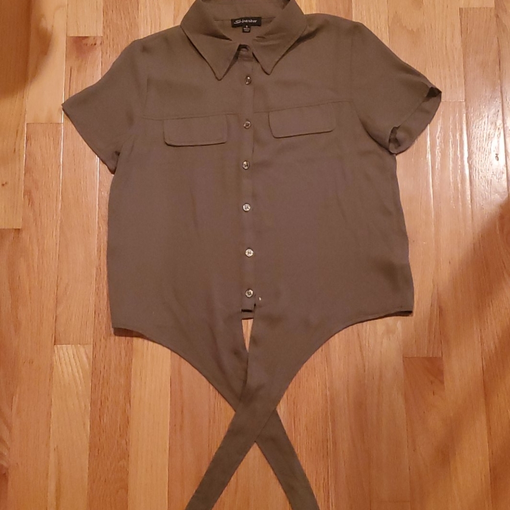 Green Tie-Front Buttondown Blouse